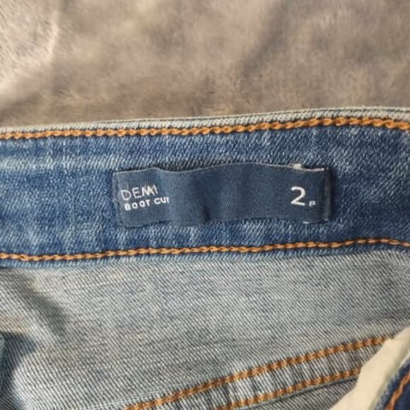 J.Jill Blue Demi Bootcut Havana Wash Jeans 2P RawHem Soft Stretch Everyday Jeans - Picture 2 of 12